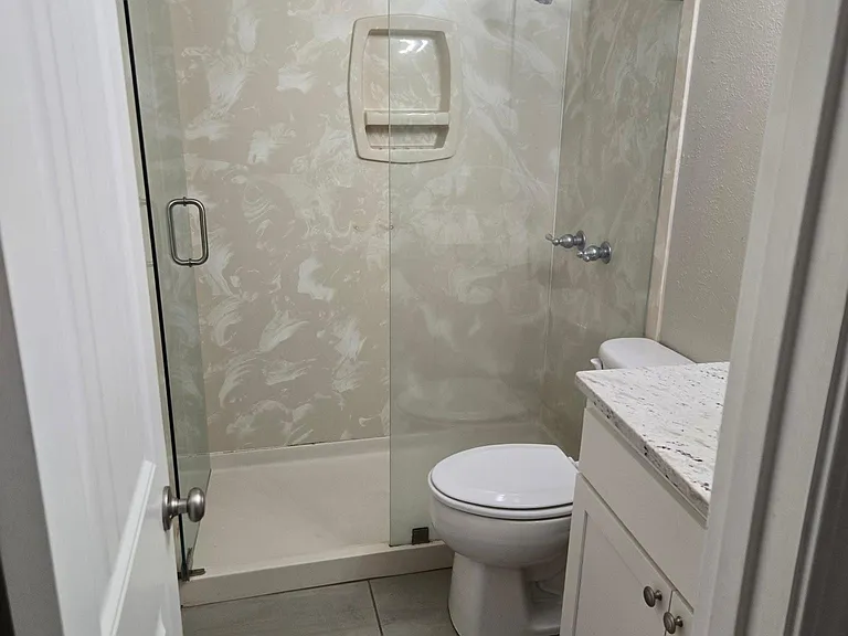 10061 Smitherman Dr — Photo 12