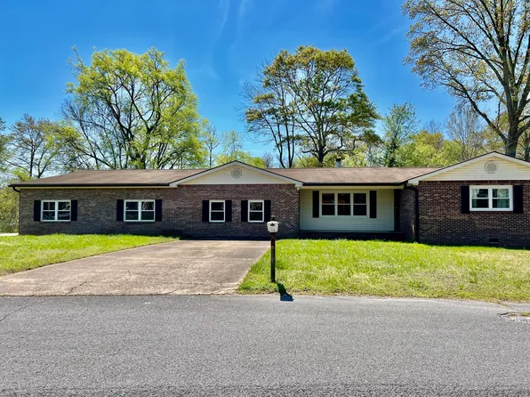 42 Angela Cir, Rossville, GA 30741