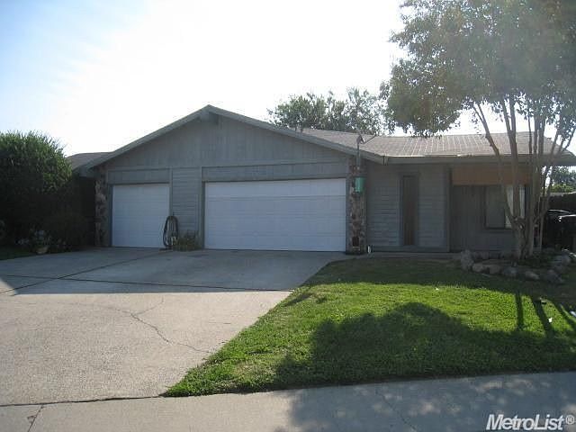 2nd image of 7504 Gallant Cir