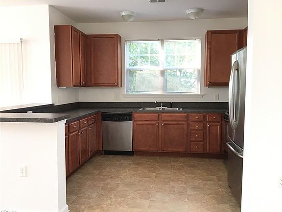 4th image of 5317 Warminster Dr Unit 205