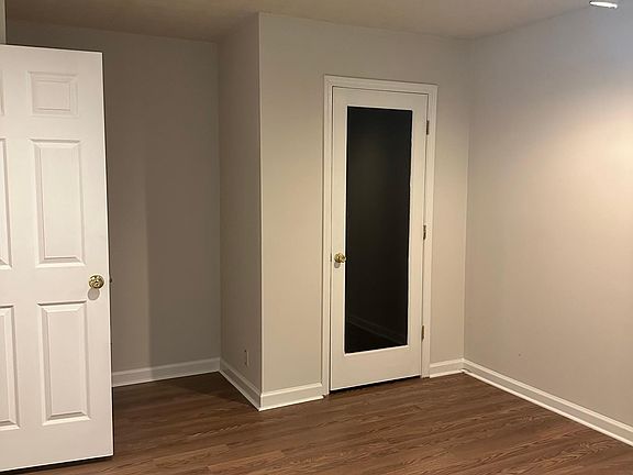 3rd image of 921 Vintage Pointe Dr