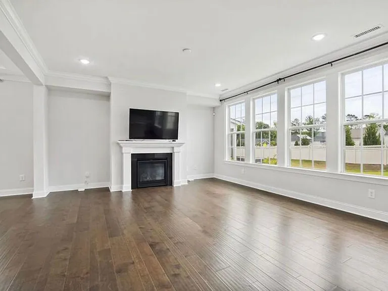 1929 Rothesay Dr — Photo 24