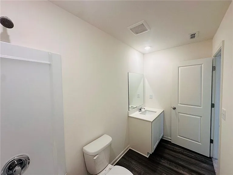 423 Towson St — Photo 21