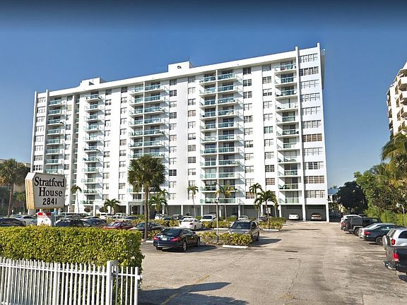 4th image of 2841 NE 163rd St #796