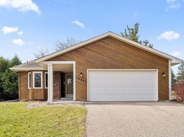 12445 50th Ave N, Plymouth, MN 55442