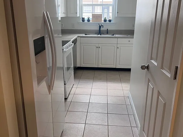 348 Moss Creek Ln — Photo 17