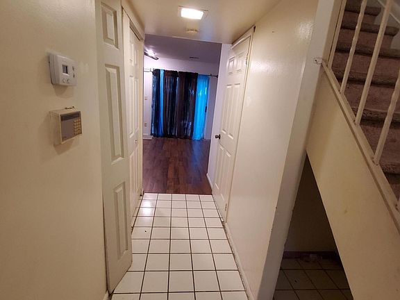 4th image of 61 Woodlake Manor Dr #1000