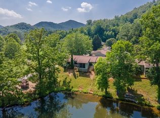 62 Mint Lake Ct E #2B, Franklin, NC 28734