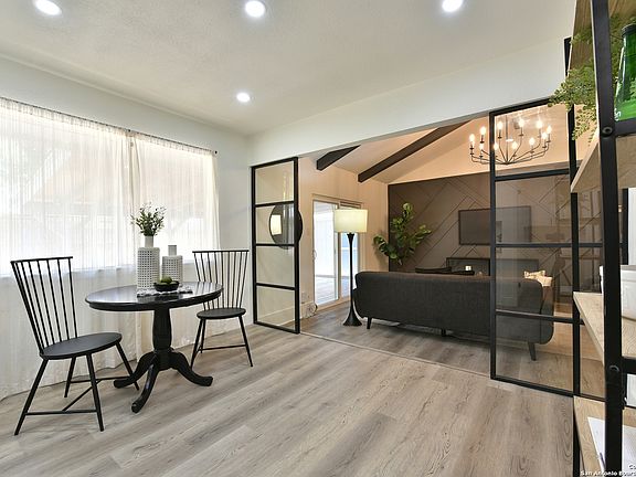 5th image of 12111 EL SENDERO ST