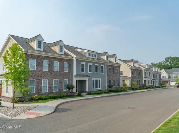 1 Cambridge Way, Latham, NY 12110