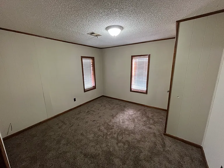 2300 Fosters Ferry Rd — Photo 6