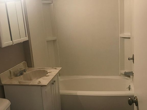 4th image of 9021 Wrenwood Ln
