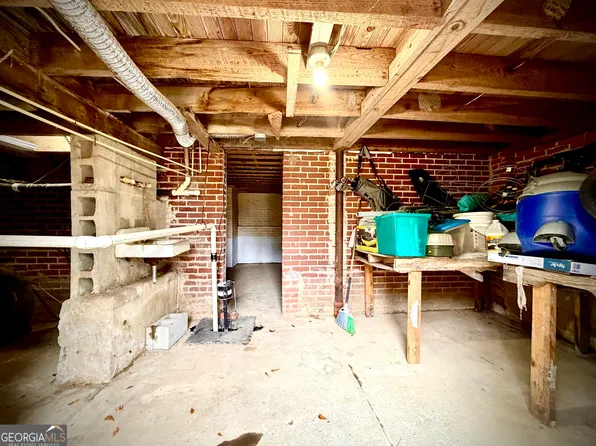 143 Arden Dr, Swainsboro, GA 30401