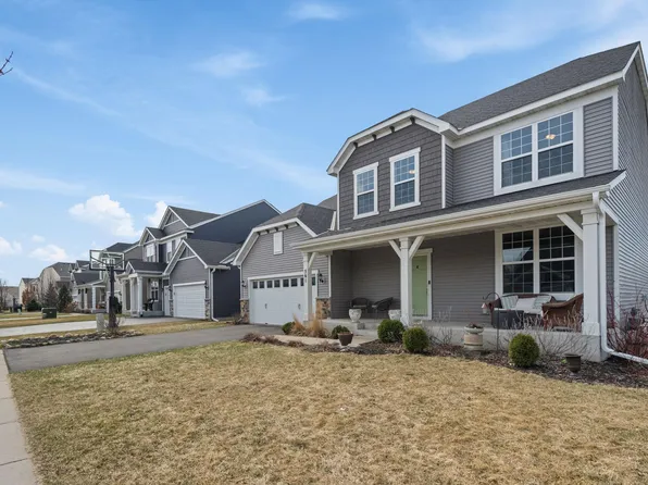 561 14th St NW, New Brighton, MN 55112