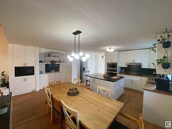 3rd image of 4314 48th St
