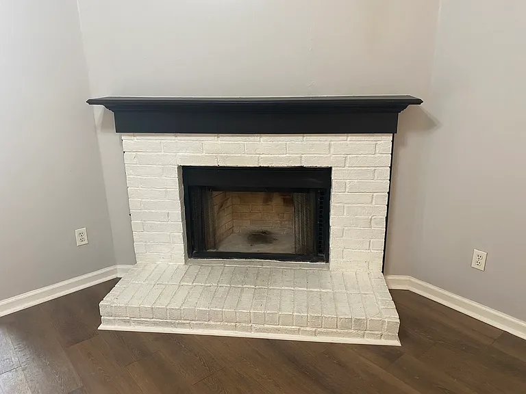 1849 Winship Dr — Photo 9