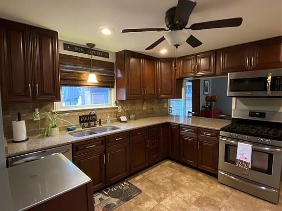 4th image of 5 Cherry Ln