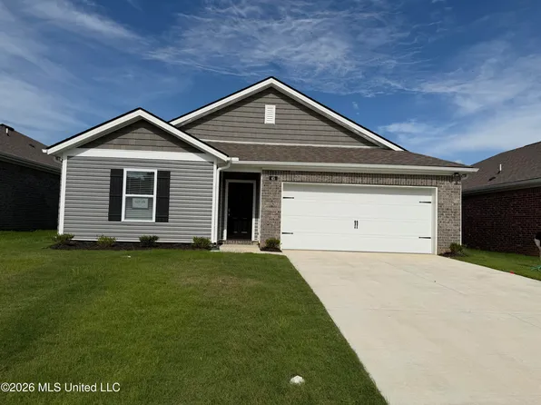 45 S Thorn Tree St, Byhalia, MS 38611