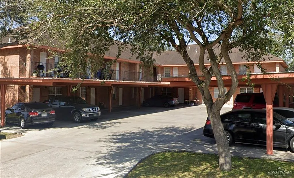 2 bed, 2.5 bath, 1200 sqft, $750 — Photo 1