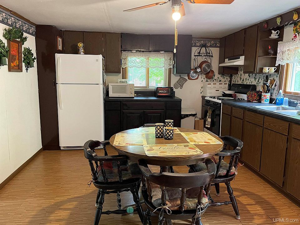 Zillow Bergland Mi at Leroy Myers blog