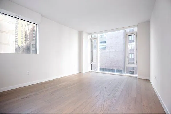 Rented by RELO REDAC INC. | media 11