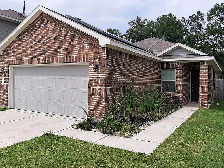 911 Cobalt Crest Ln — Photo 2