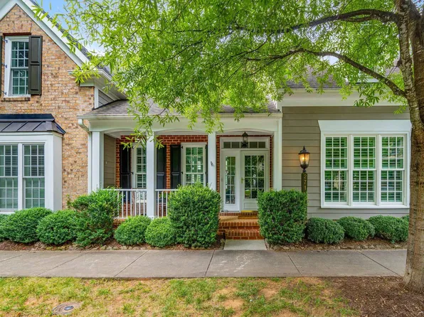 271 Claremont Ln, Crozet, VA 22932