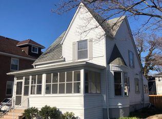 2631 Prairie Ave, Evanston, IL 60201