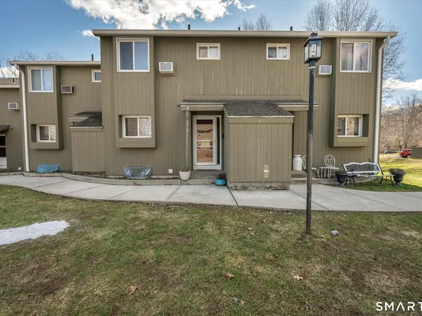 13 McKenna Drive, Middletown, CT 06457