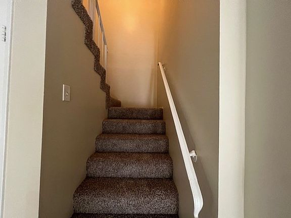 5th image of 3221 Triumph Ln APT 4