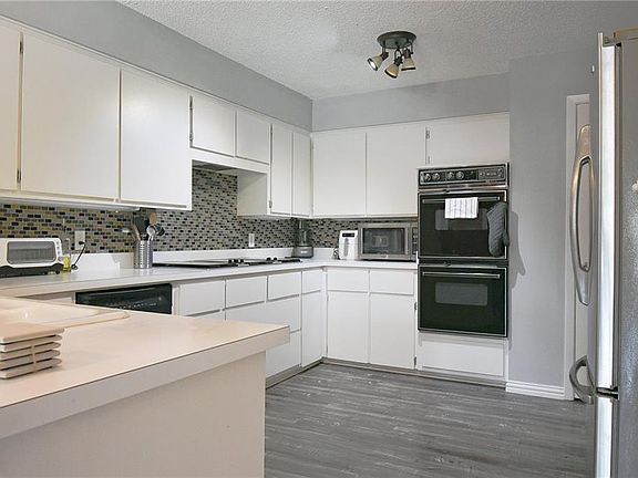 5th image of 606 Fieldwood Cir