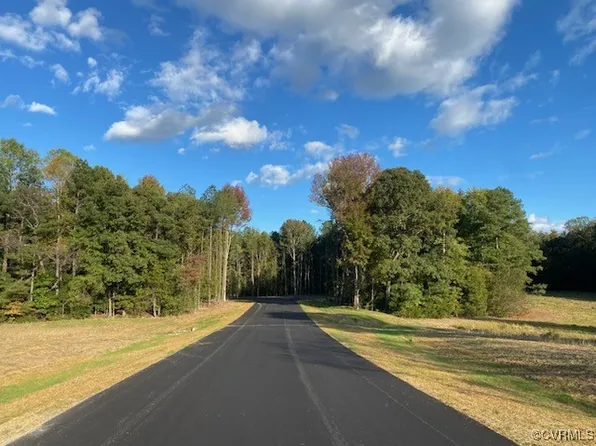 8820 Whitewater Farm Dr #3, Mechanicsville, VA 23116
