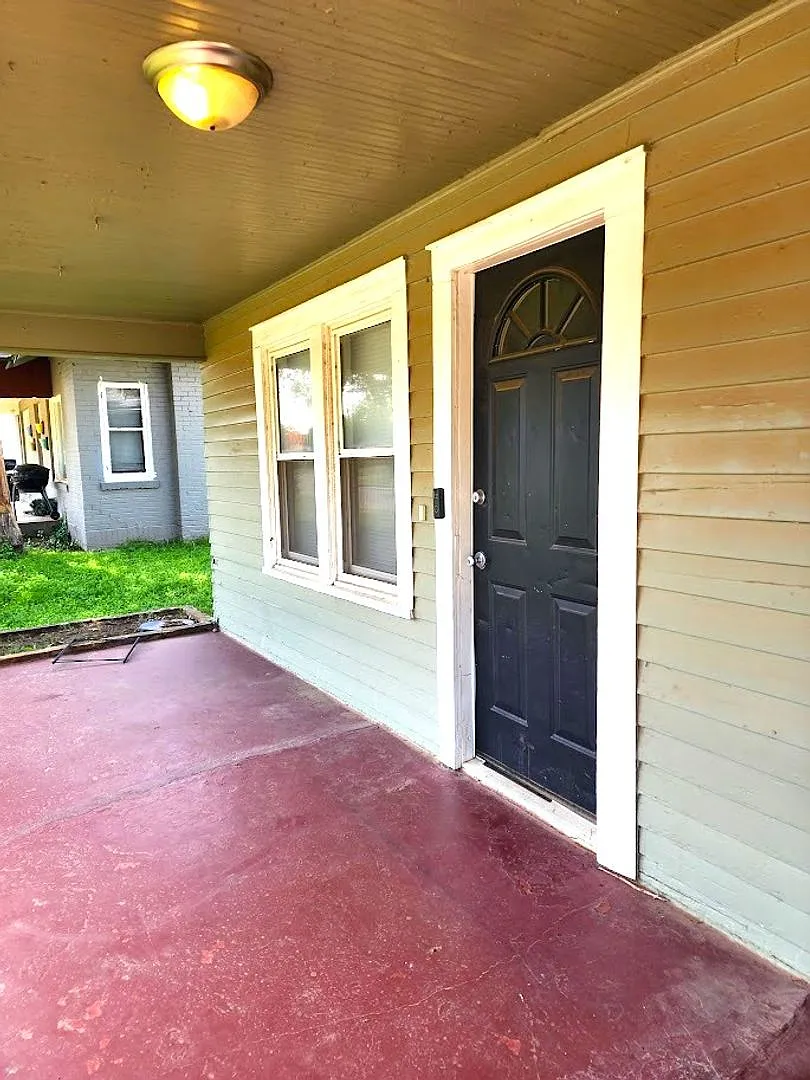 3 Bed 1 Bath & Covered Parking In Youngs Englewood Add Nw Okc — Photo 4