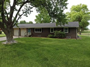 1608 W 22nd Ave, Hutchinson, KS 67502