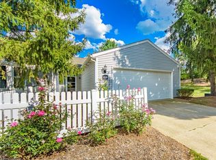 835 Sutton Pl, Akron, OH 44313