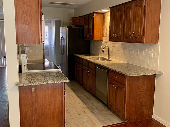 4th image of 2200 W Park Blvd APT 1802