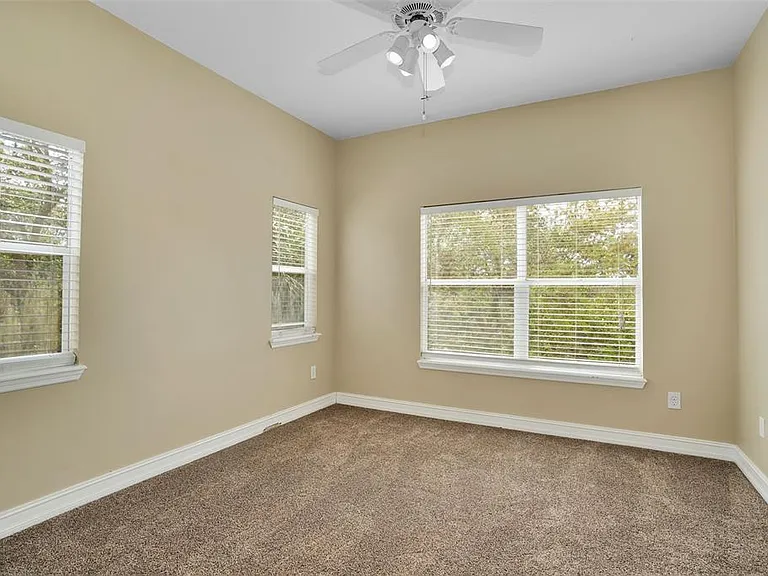 3102 Toscana Cir — Photo 31