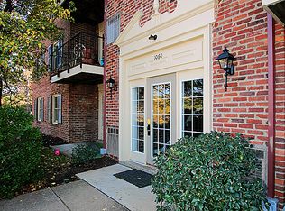 1060 Chatham Park Dr APT A, Pittsburgh, PA 15216