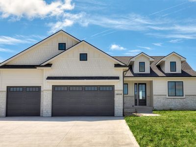 18016 Tanglewood Dr, Clive, IA, 50325