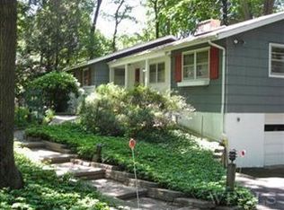 21 Macauley Rd, Katonah, NY 10536