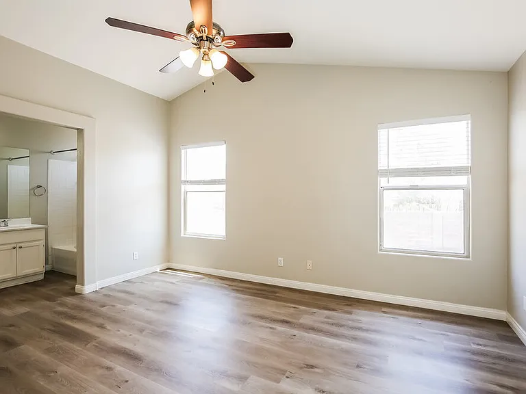 9009 Ballad Ave — Photo 10