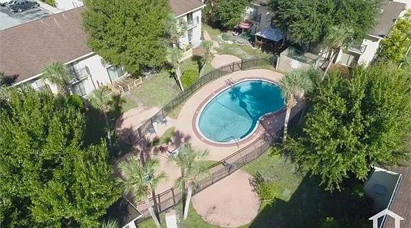 3 bed, 1432 sqft, $2,600 — Photo 4