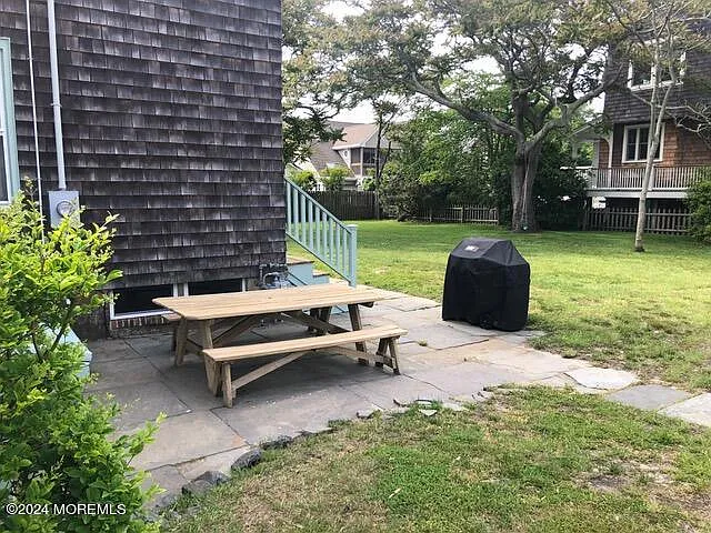 18 Bridge Ave — Photo 20