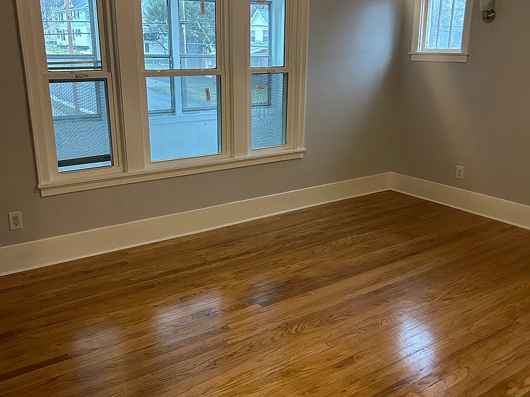 124-26 Woodruff Ave #126 — Photo 4