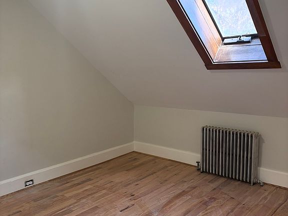 4th image of 7 Summit St APT 3