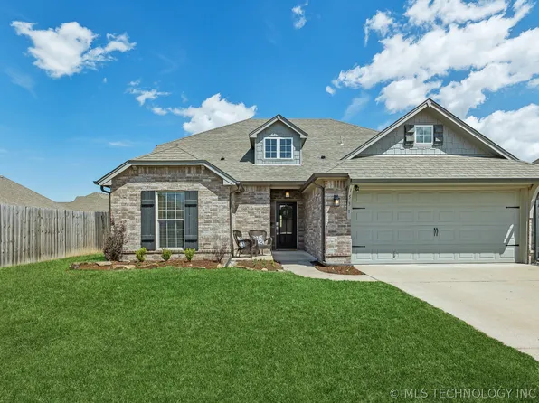 1531 E 137th St, Glenpool, OK 74033