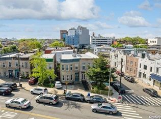 13608 Hillside Ave, Richmond Hill, NY 11418