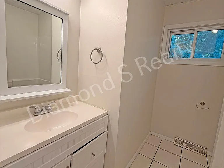 2930 E Lolo Trl — Photo 13
