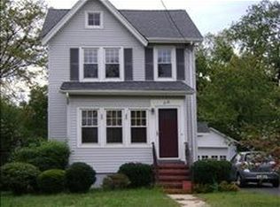 216 Prospect Ave, Dunellen, NJ 08812