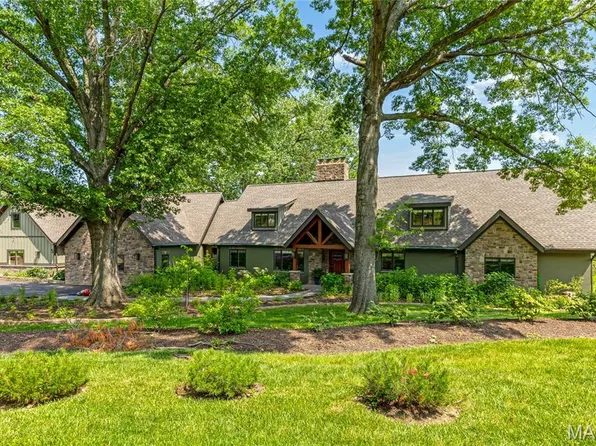 5 Glaizeview Rd, Chesterfield, MO 63017